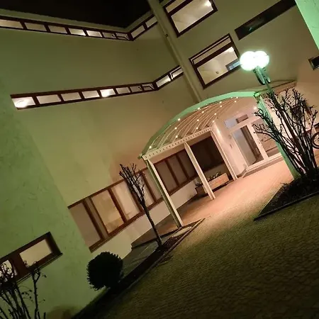 Le Petit- Niedliches Ferienapartment Mit Pool *