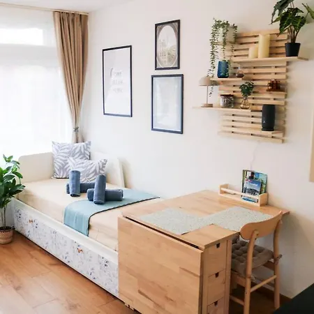 Le Petit- Niedliches Ferienapartment Mit Pool *